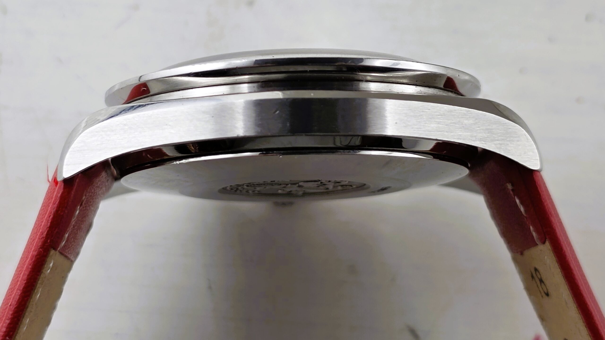 Omega Speedmaster Reduced Michael Schumacher 1ª Serie Rif. 3810.61.41 – Quadrante Rosso (Full Set 1996) - immagine 7