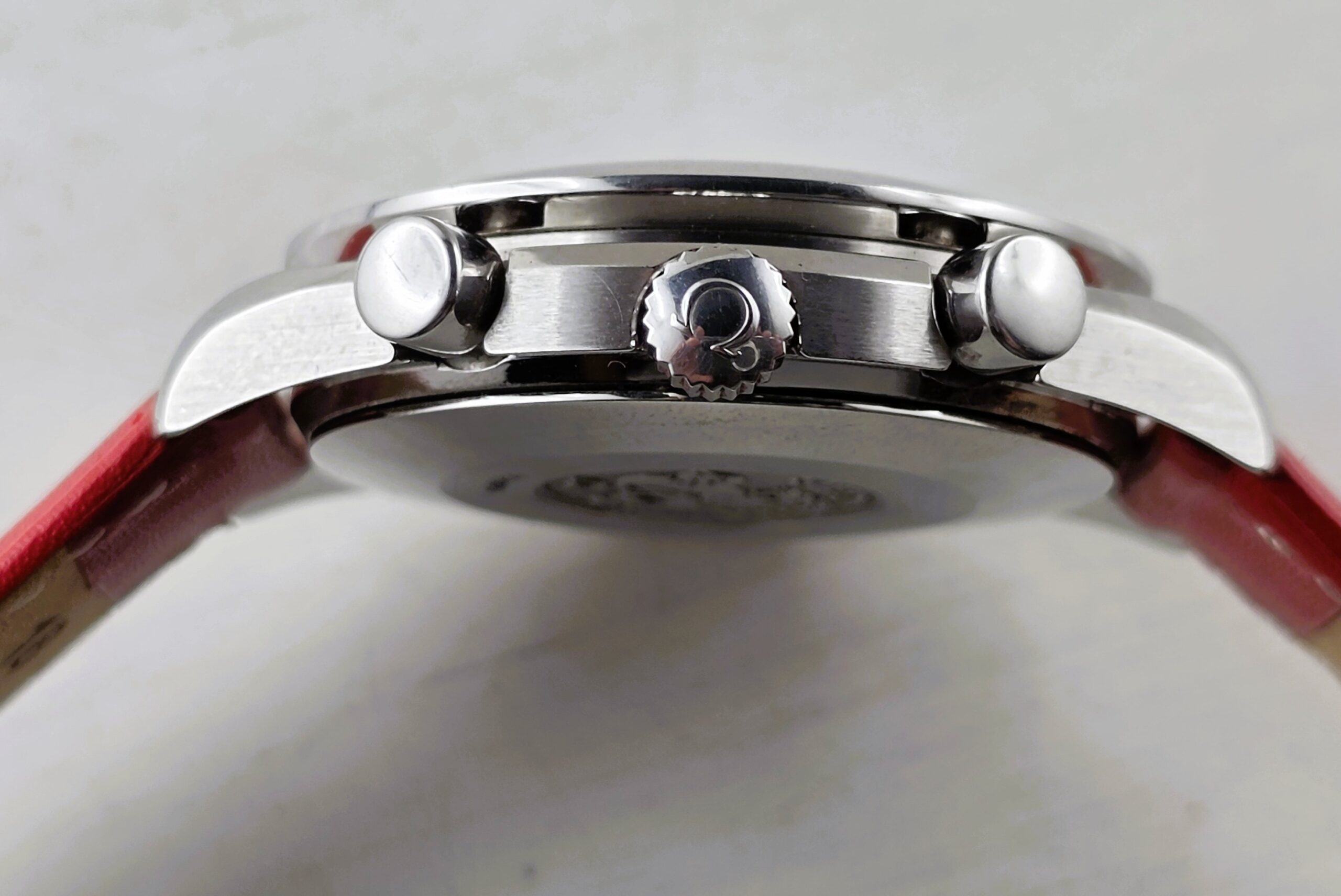 Omega Speedmaster Reduced Michael Schumacher 1ª Serie Rif. 3810.61.41 – Quadrante Rosso (Full Set 1996) - immagine 6