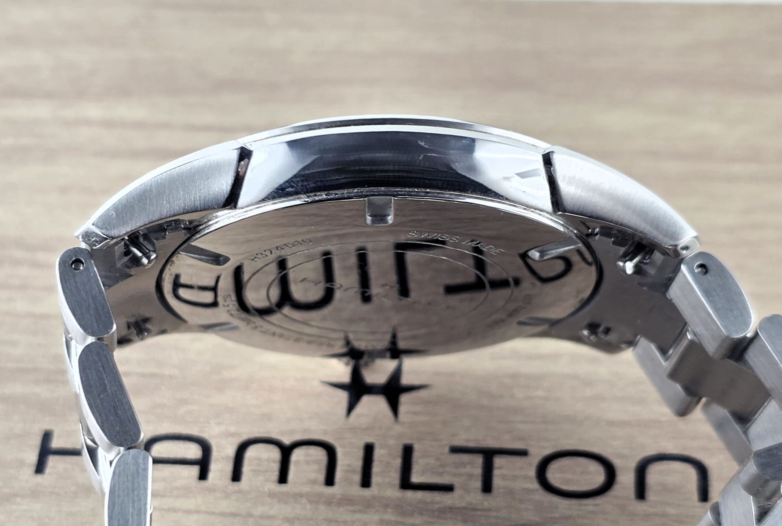 Hamilton Jazzmaster Quartz 40mm Black Dial – Acciaio (Full Set - Rif. H32461131) - immagine 9